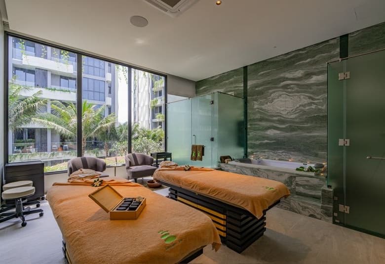 Luxury Condominium in Phuket