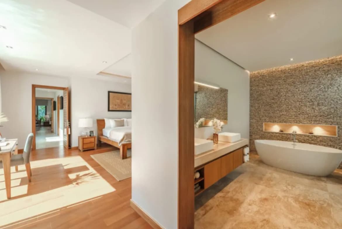  Anchan Flora Pool Villa (Bangtao, Phuket) 