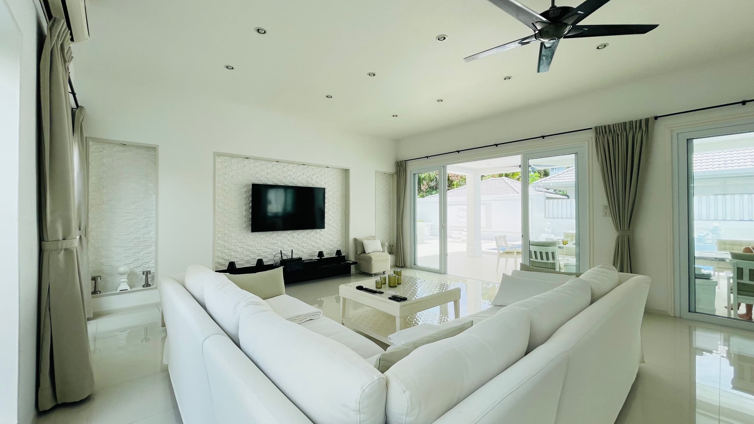 Luxury Pool Villa in Pa Klok (Phuket)