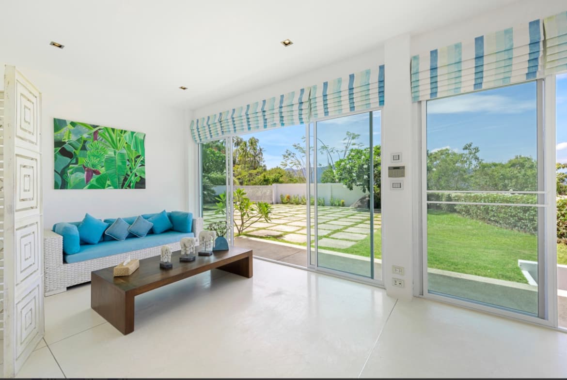 Modern Luxury Pool Villa in Koh Samui