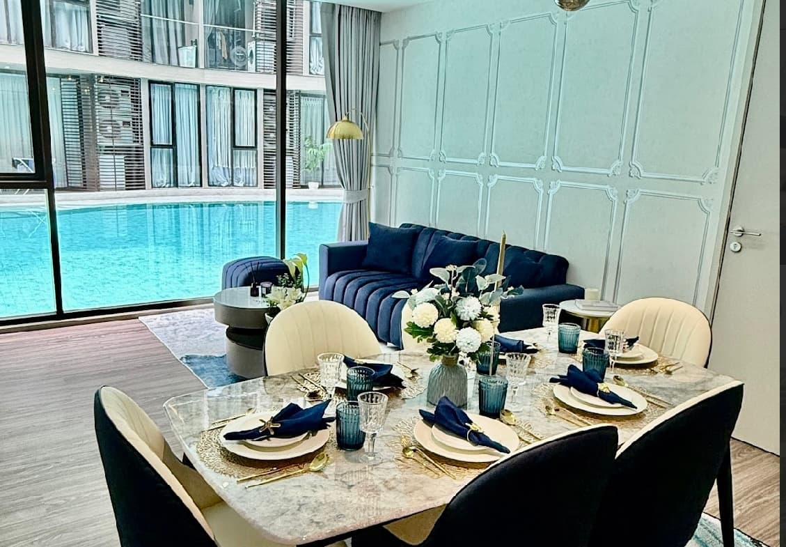 Fynn Asoke (Sukhumvit 10)