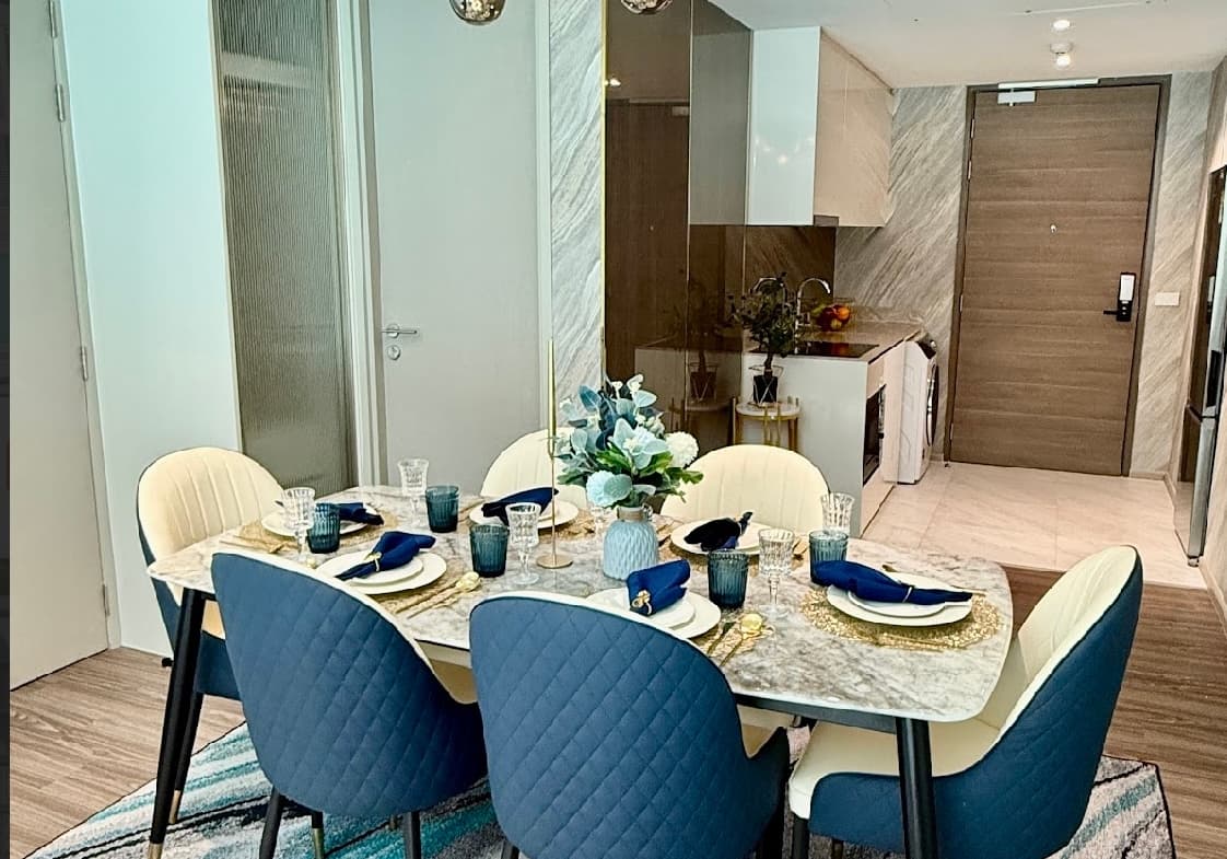 Fynn Asoke (Sukhumvit 10)