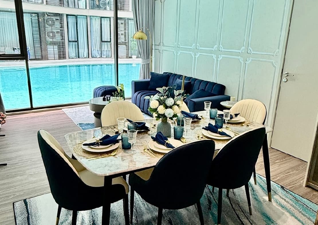 Fynn Asoke (Sukhumvit 10)