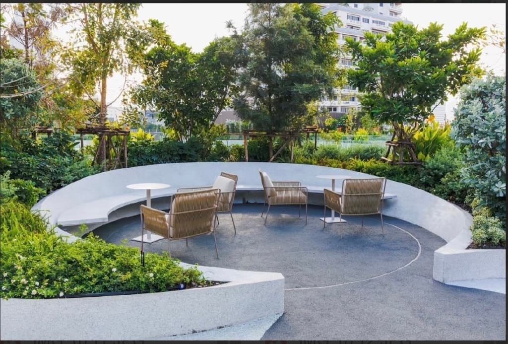 Fynn Asoke (Sukhumvit 10)