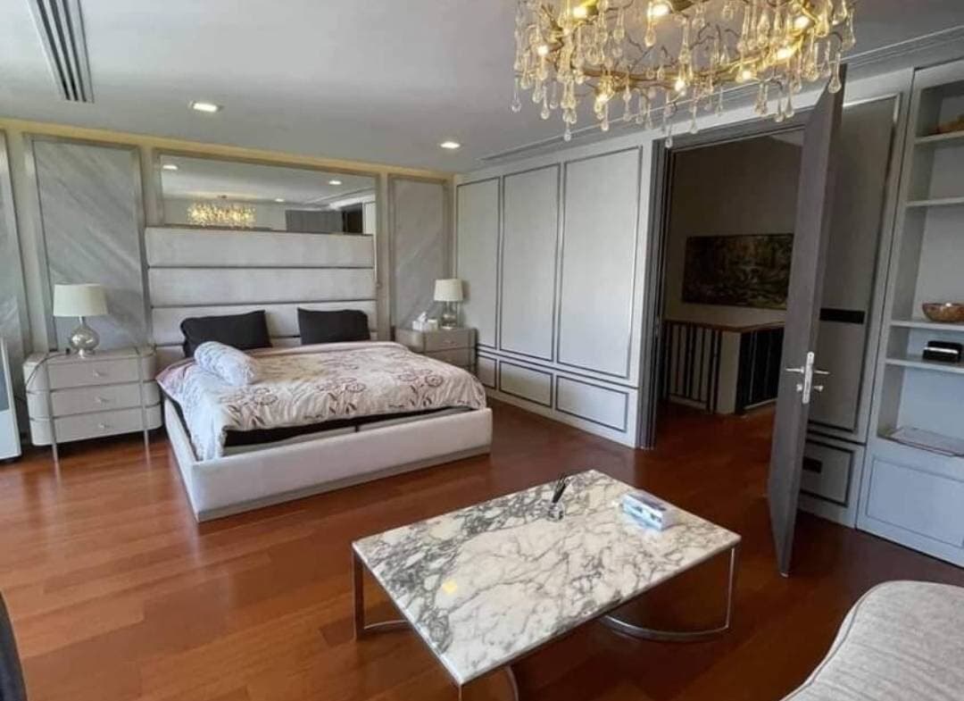 Quarter 31 Townhome (Sukhumvit 31)