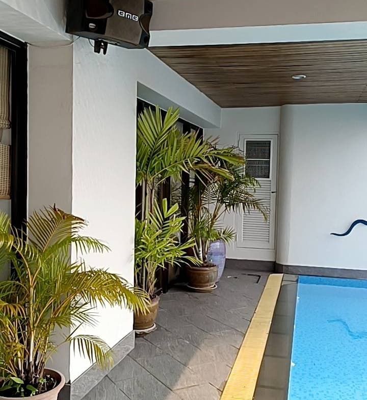 Le Raffine (Sukhumvit 24)