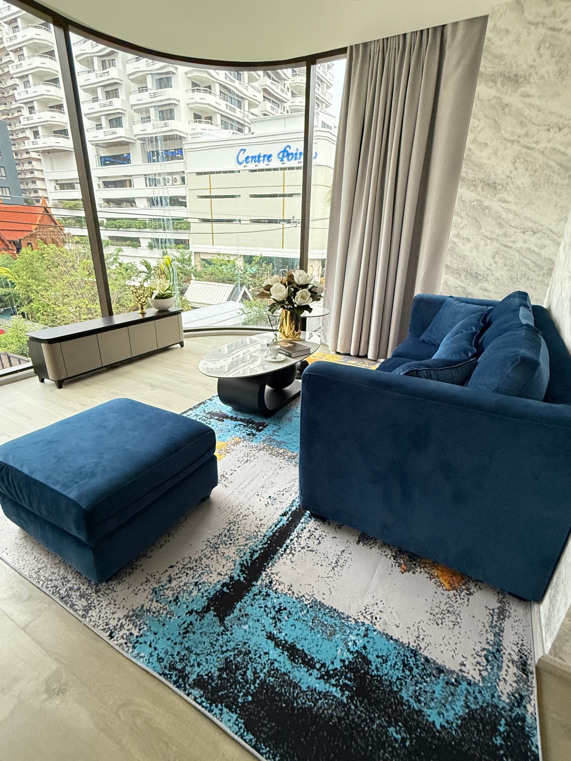 Fynn Asoke (Sukhumvit 10)