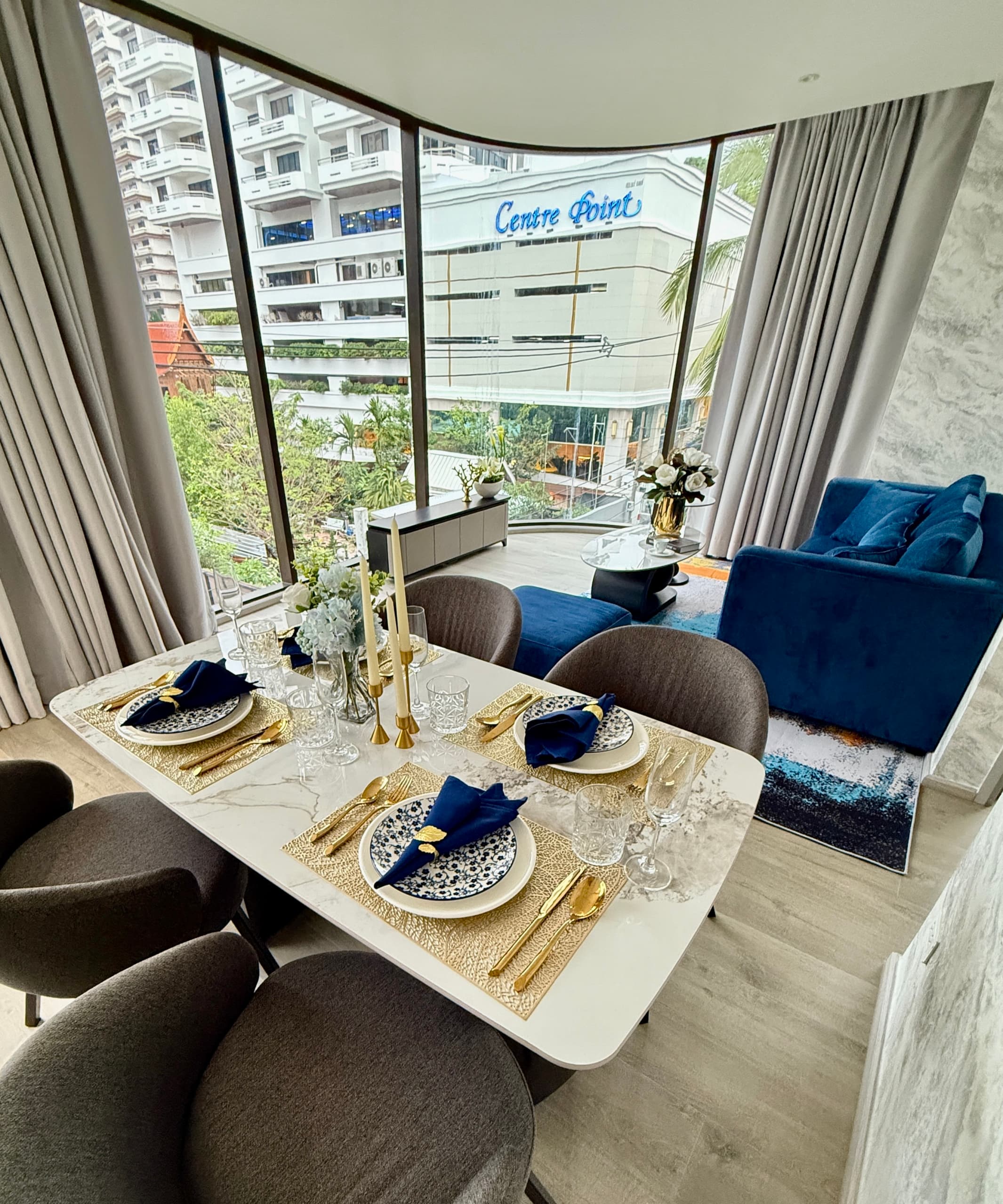 Fynn Asoke (Sukhumvit 10)