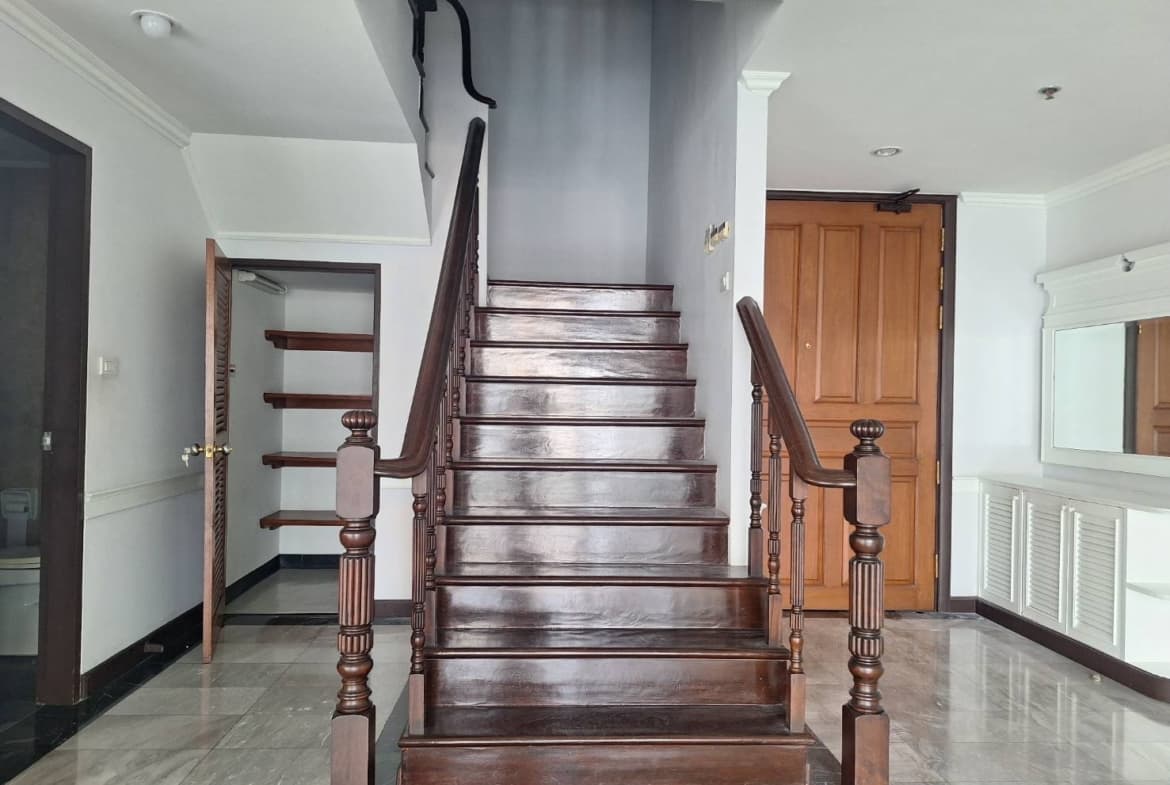 Le Raffine (Sukhumvit 24)
