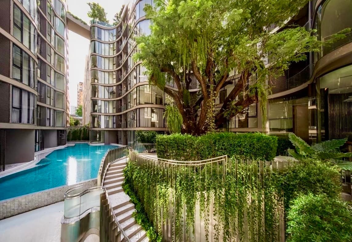 Fynn Asoke (Sukhumvit 10)