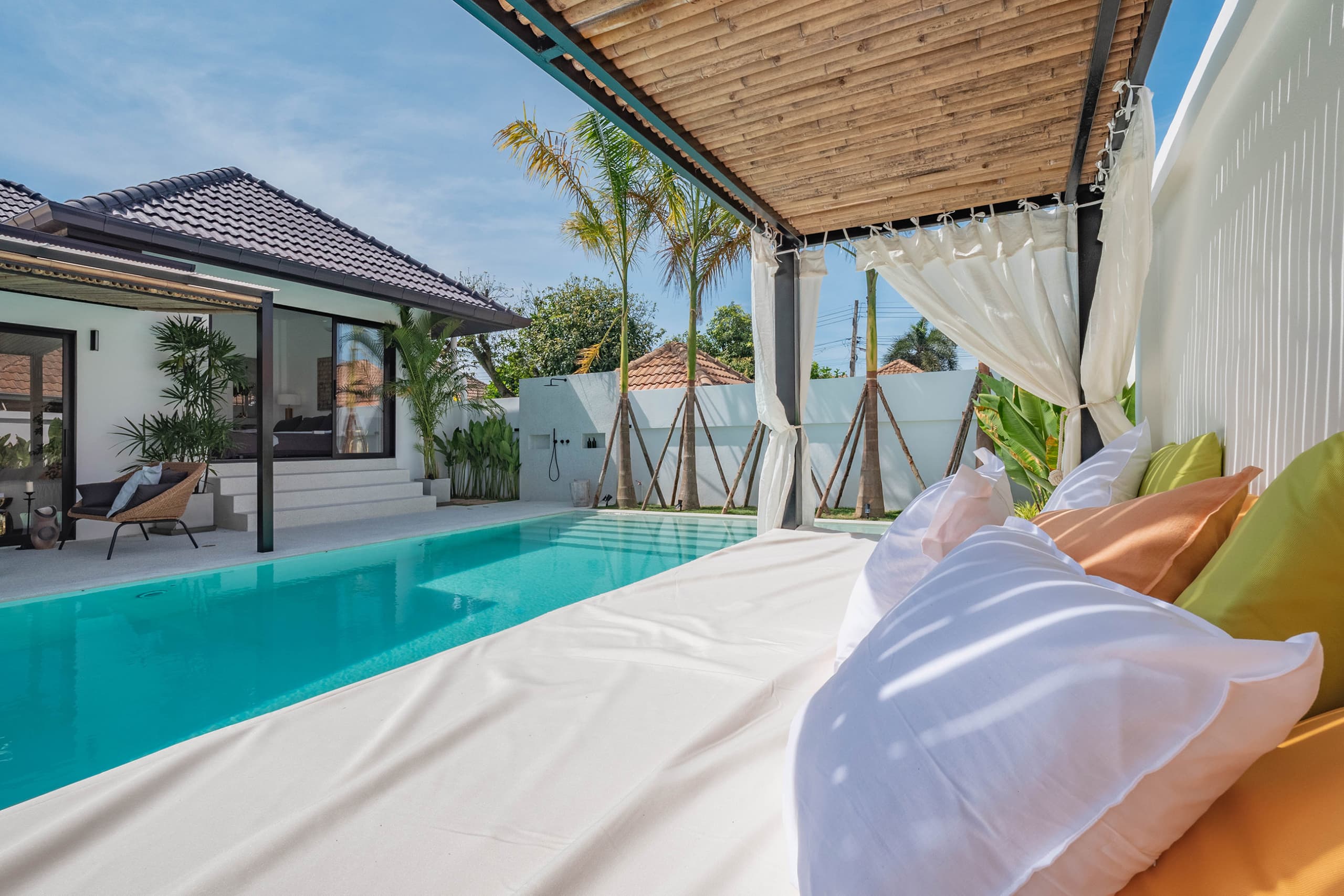 Luxury Pool Villa Pattaya (Tungklom-Tanman)