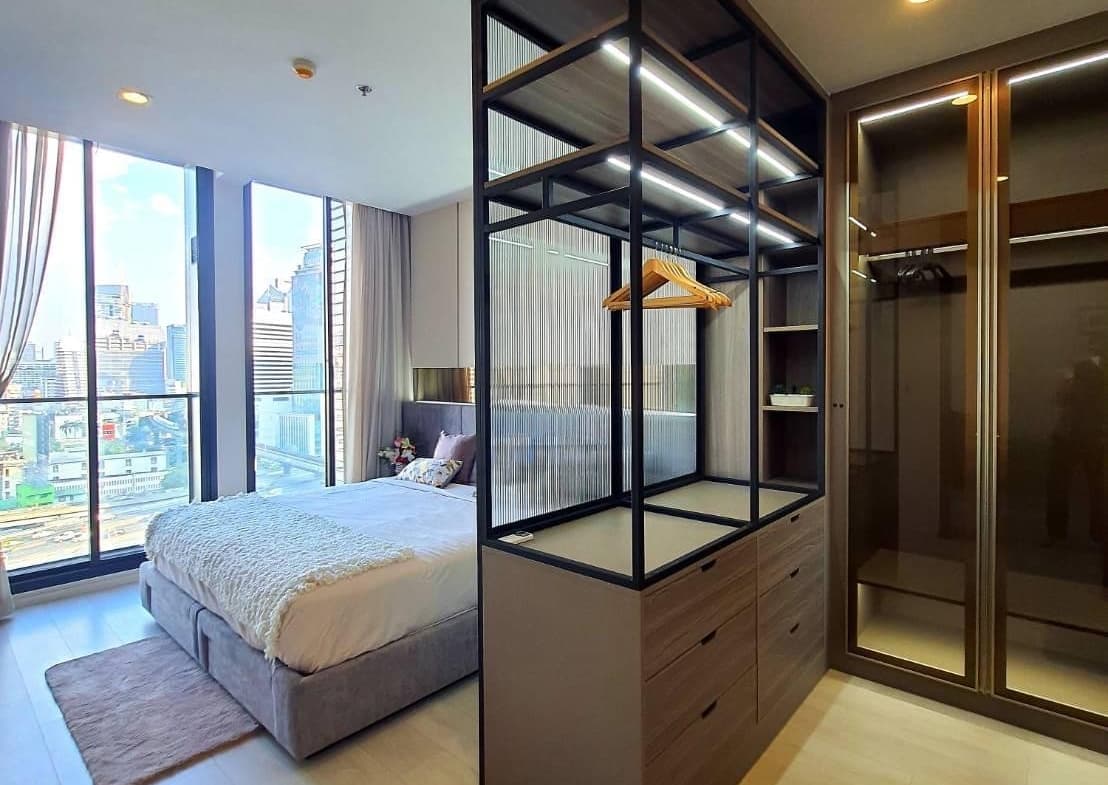  Noble Ploenchit