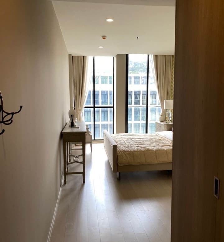 Noble Ploenchit