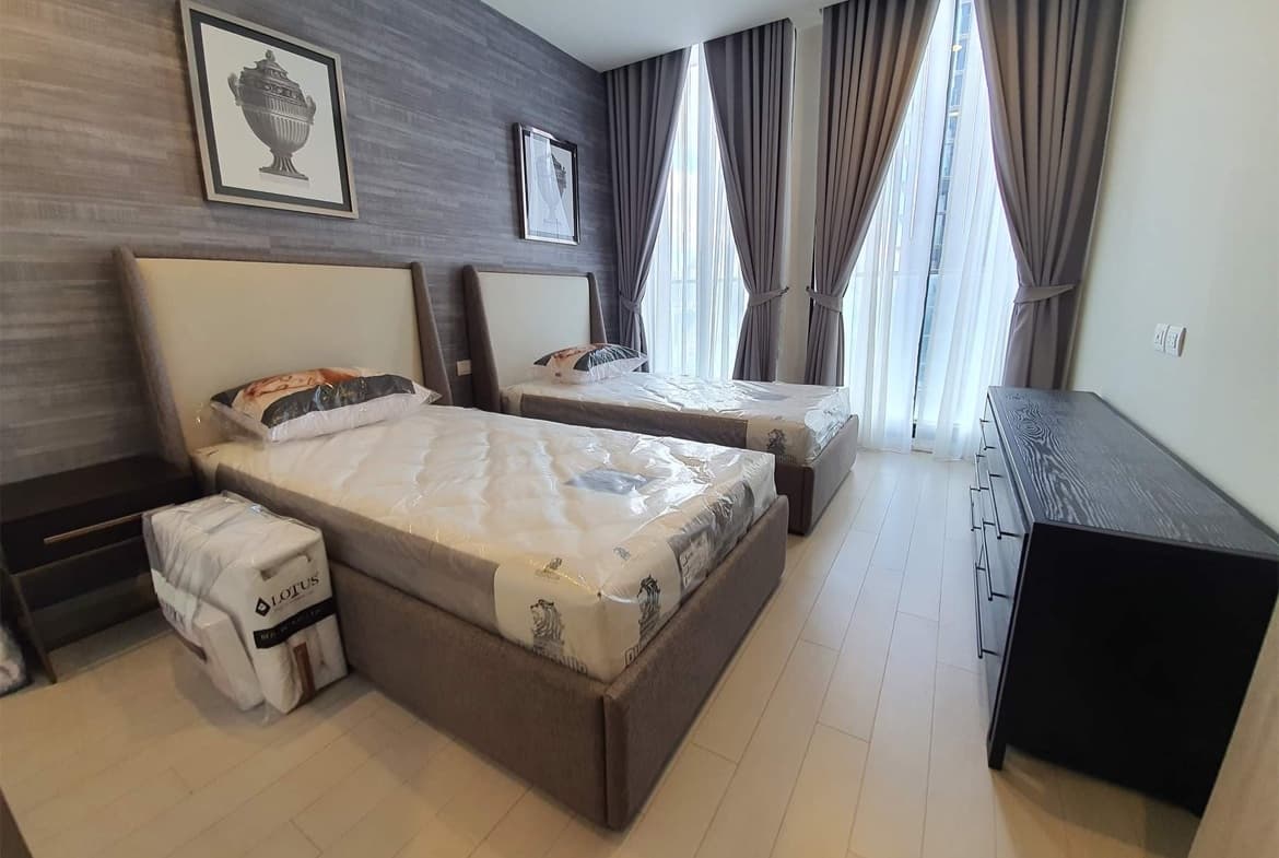 Noble Ploenchit