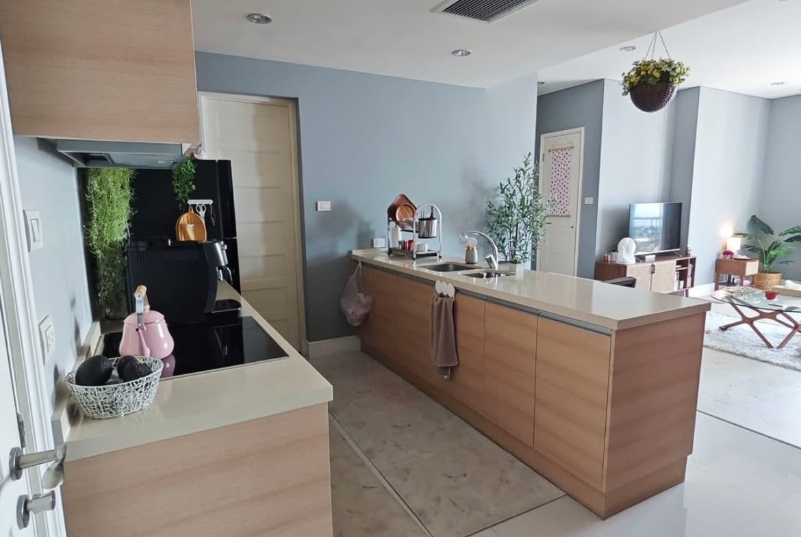  Aguston Sukhumvit 22