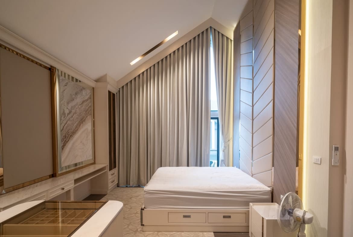 Bangkok Boulevard Rama 9