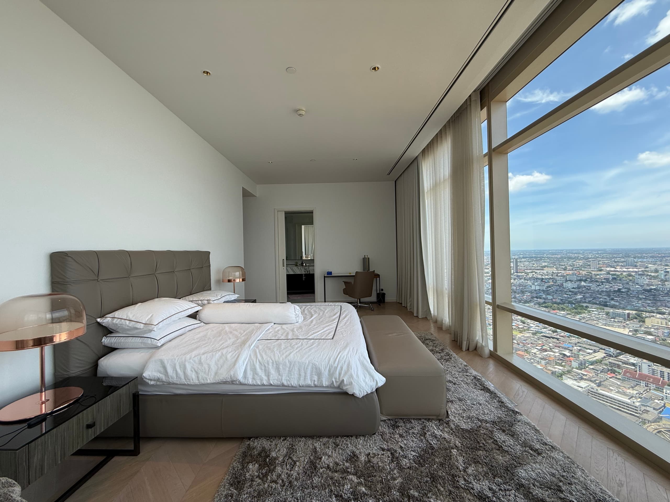 Four Seasons Private Residences 
