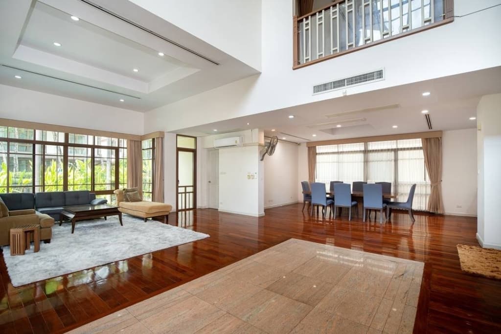 Super Luxury house Prime Sukhumvit 67 with private pool and Jacuzzi