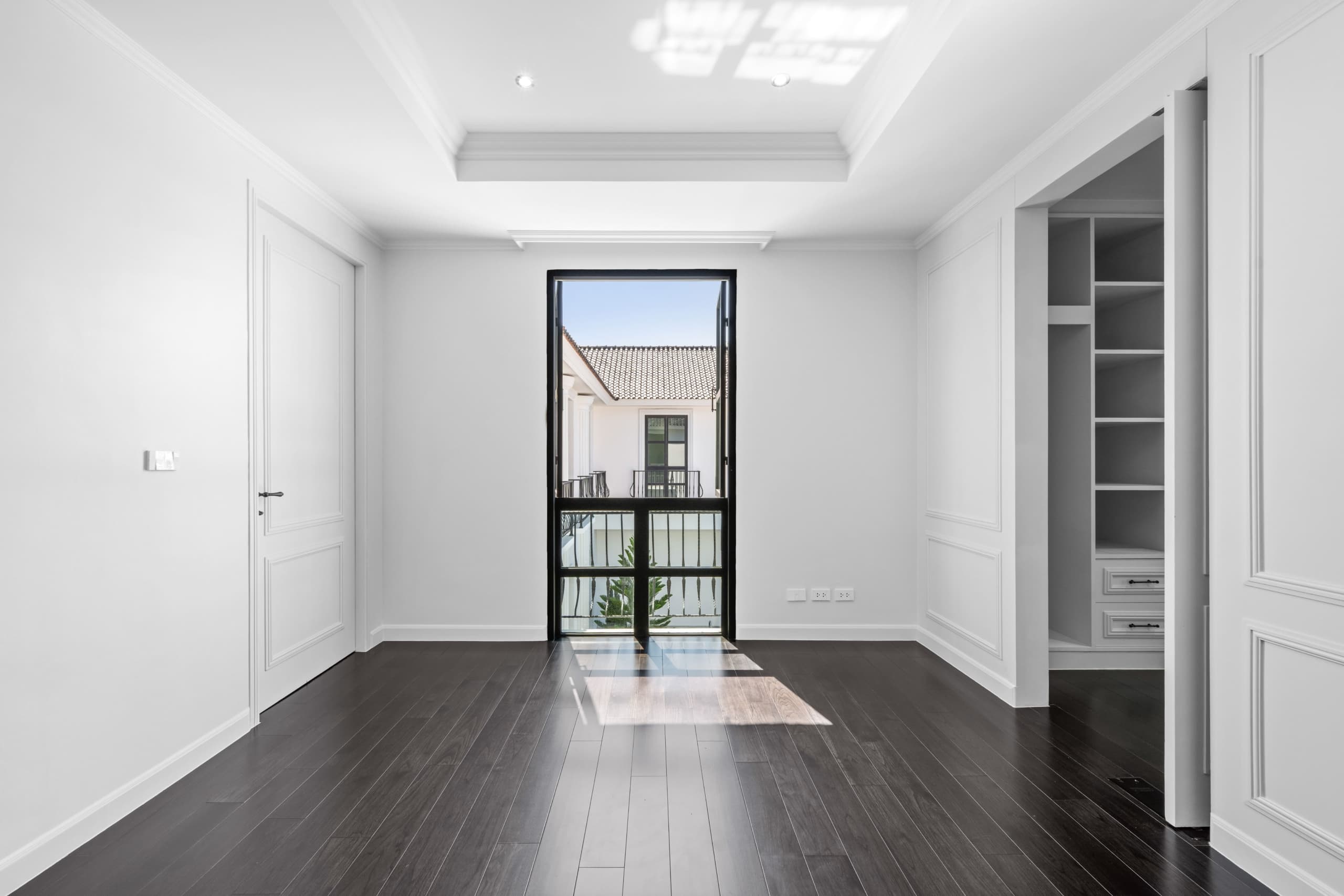 Luxury House in Soi Nakniwas 41