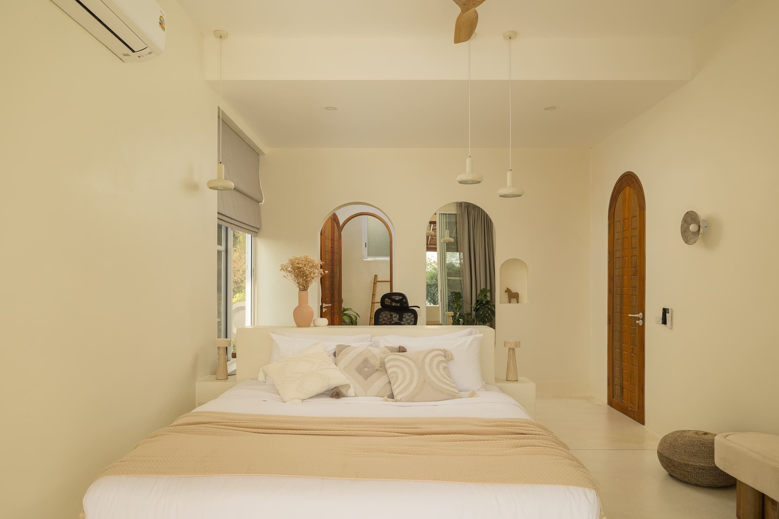 Lonely Beach Luxury Villa