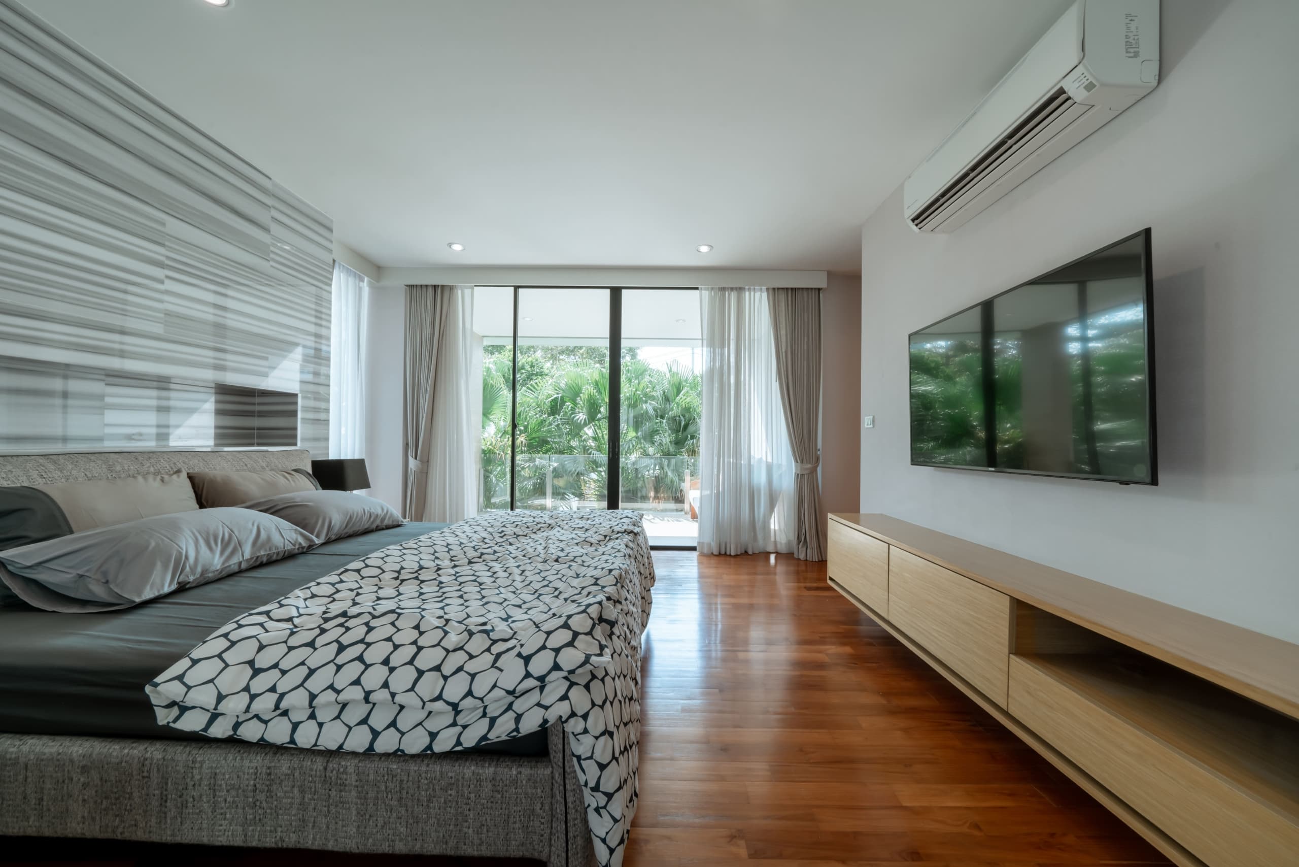 Nirvana Beyond @ Beach (Pattaya)
