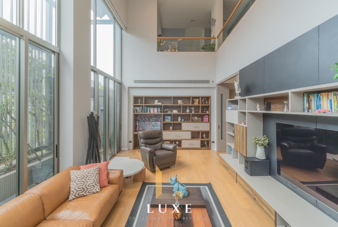 Private Nirvana Residence East