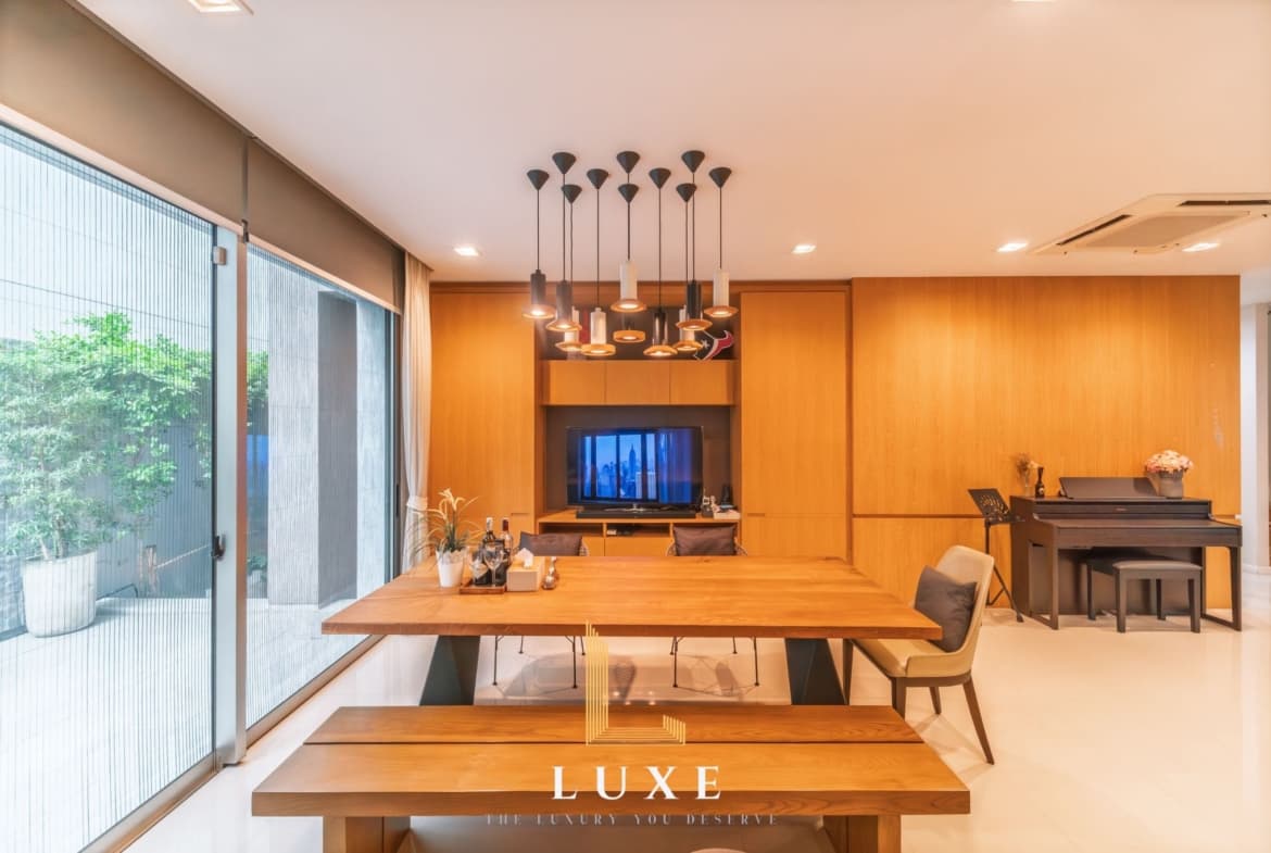 Private Nirvana Residence East