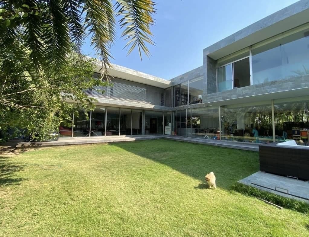 Villa in Windmill Golf Course