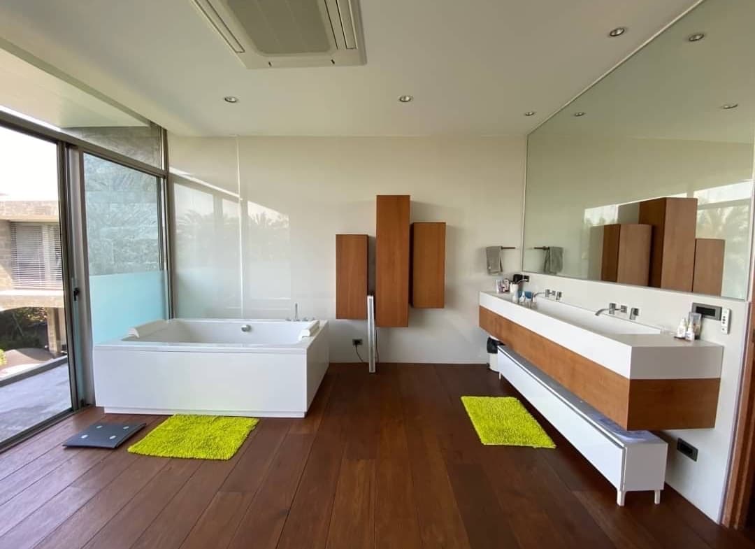 Villa in Windmill Golf Course