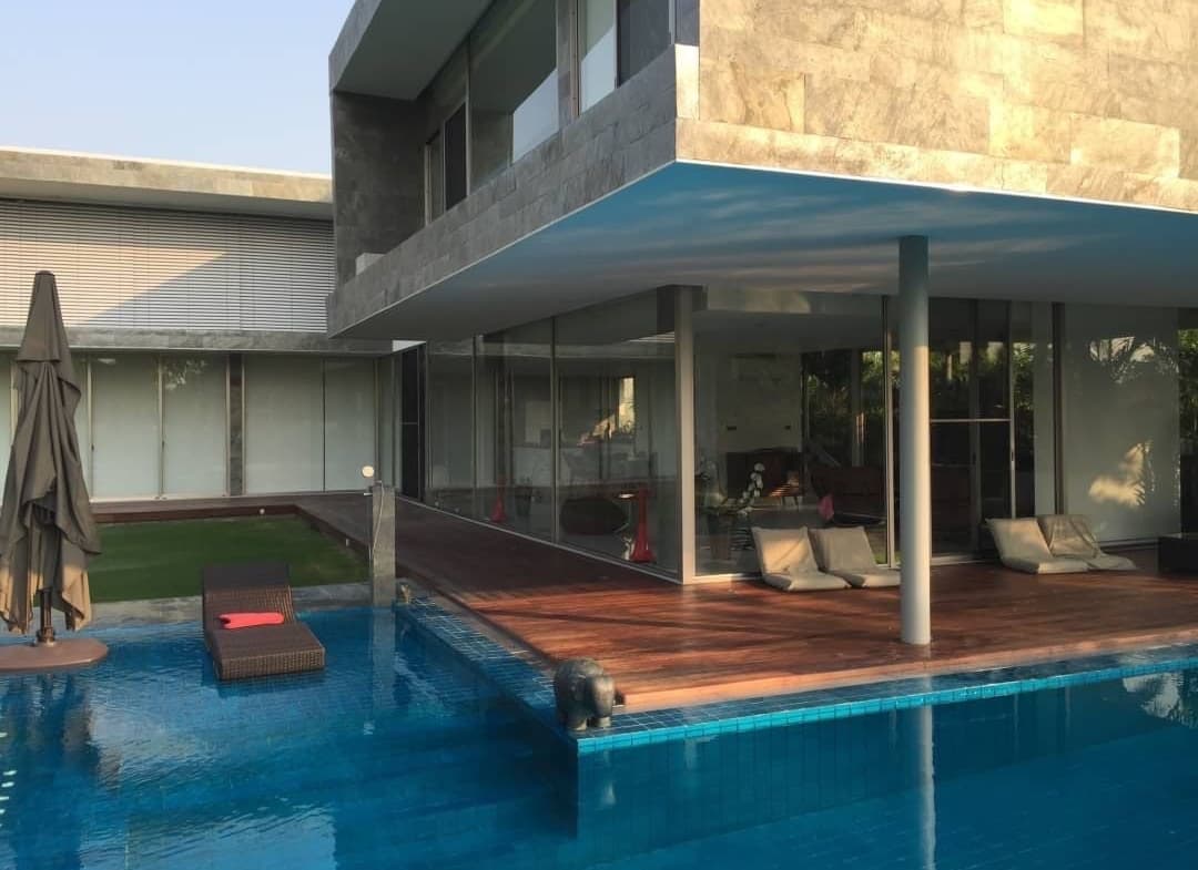Villa in Windmill Golf Course