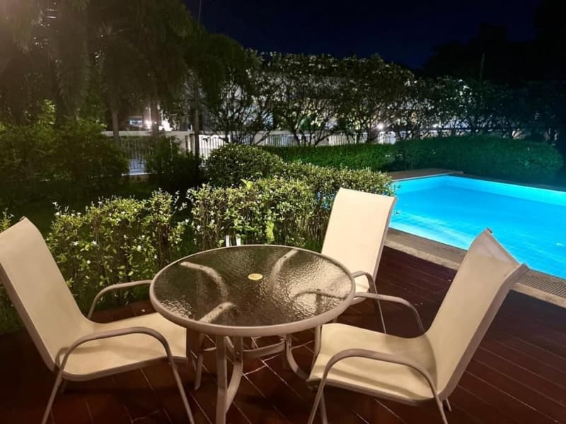 7-BR Mansion in Windmill Village Bangna
