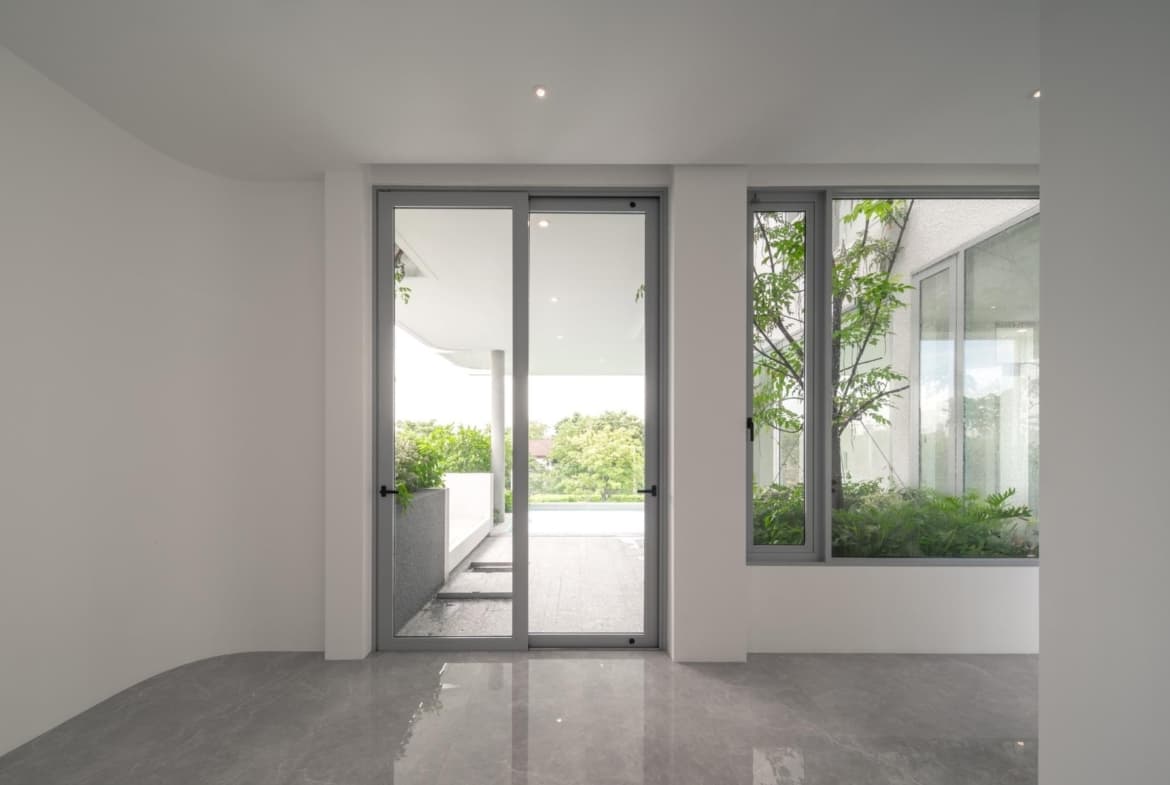 ARQ10 Rama 9 – KrungthepKreetha
