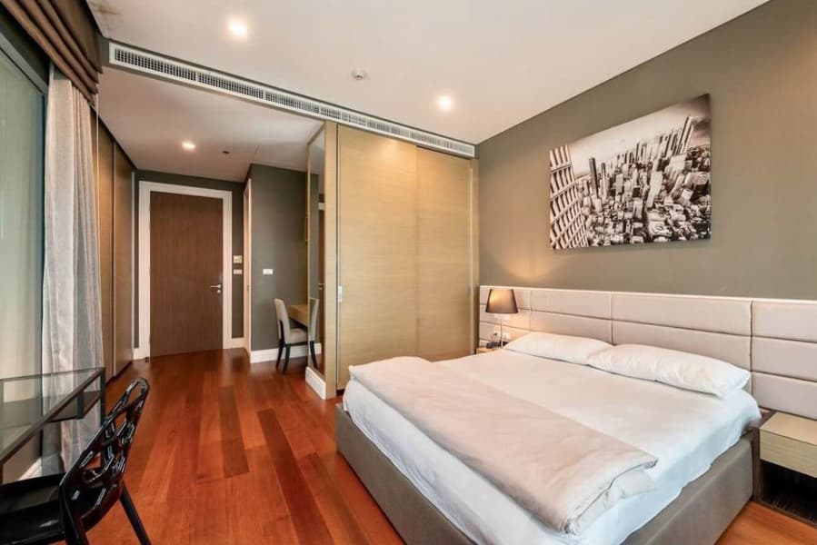 Bright Sukhumvit 24