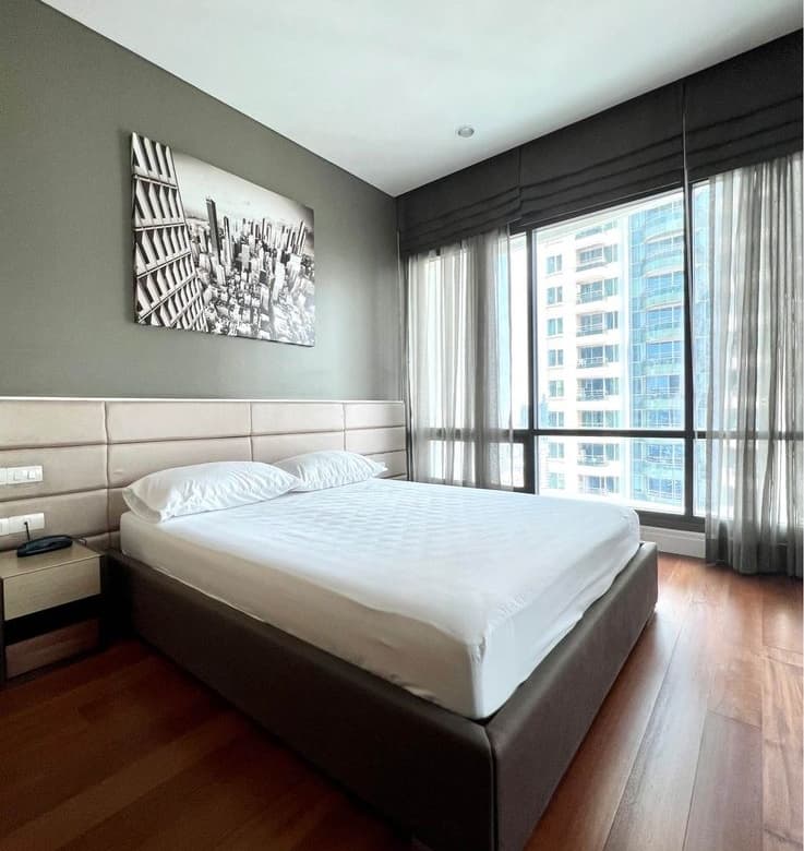 Bright Sukhumvit 24
