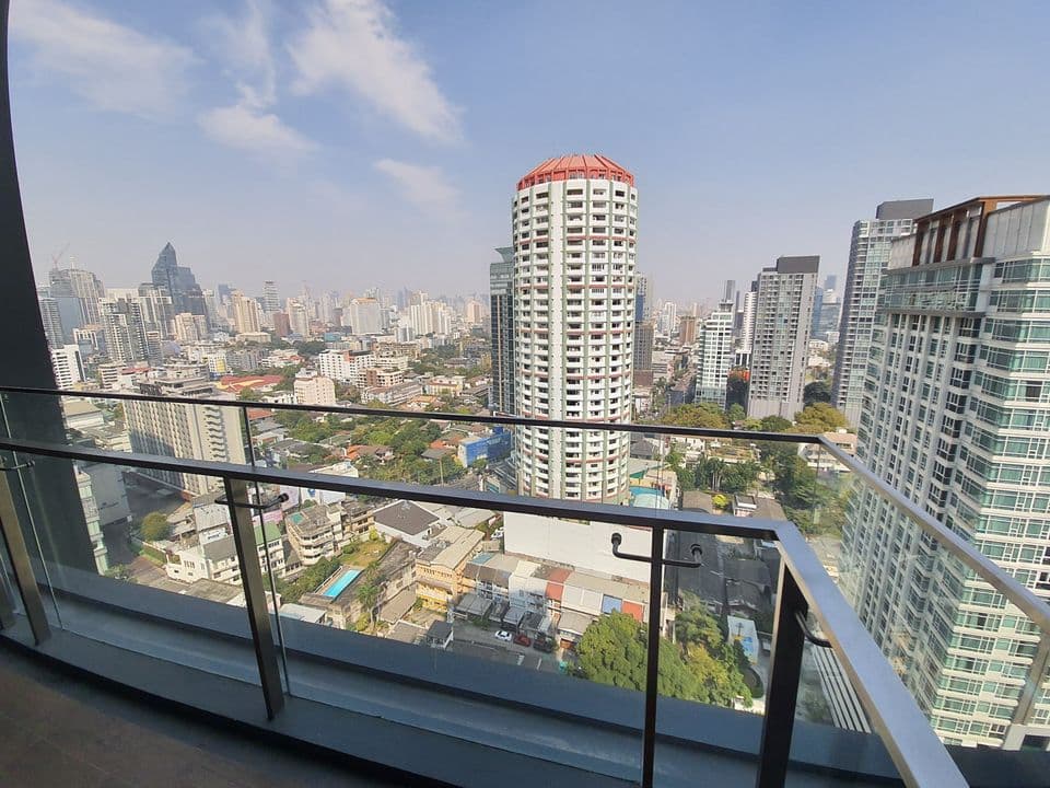 LAVIQ Sukhumvit 57