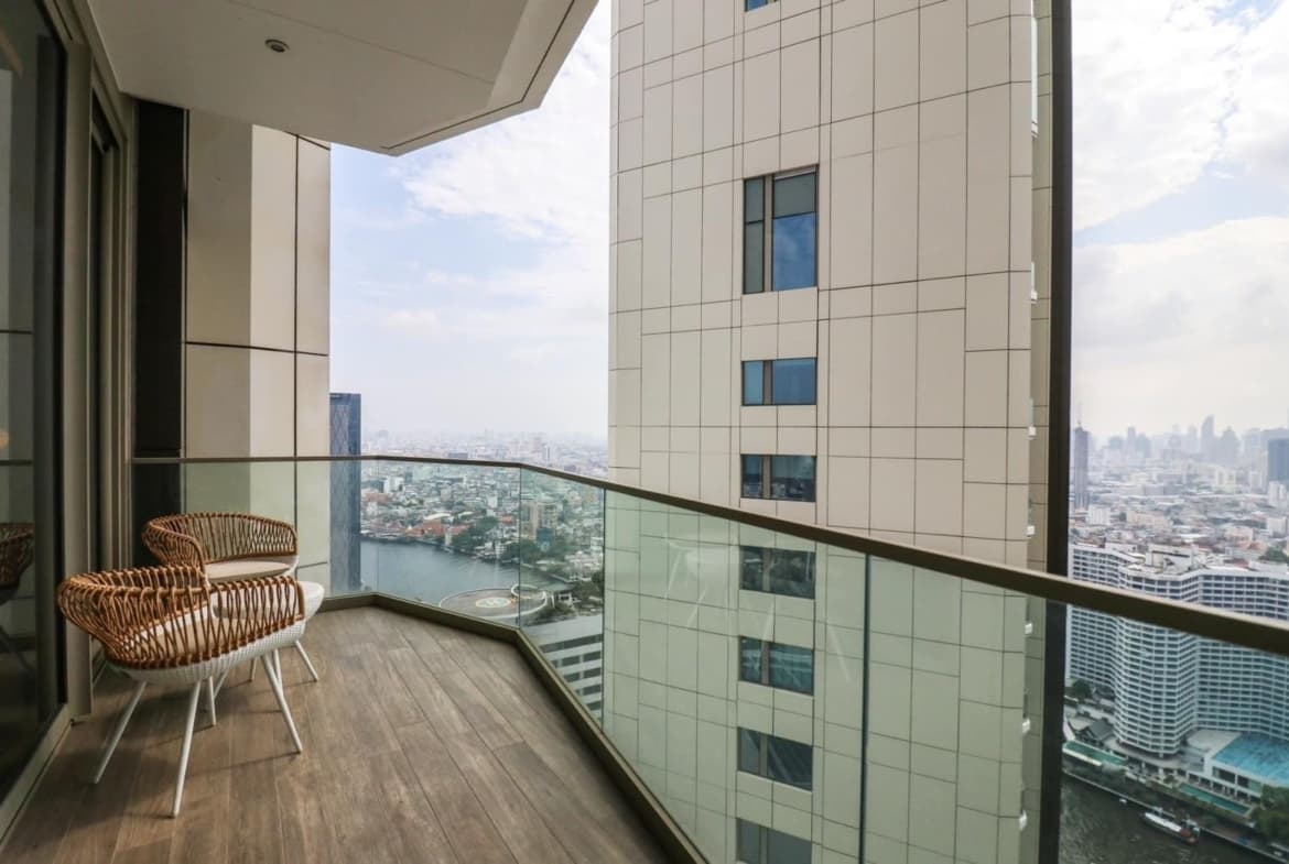 Magnolias Waterfront Residences