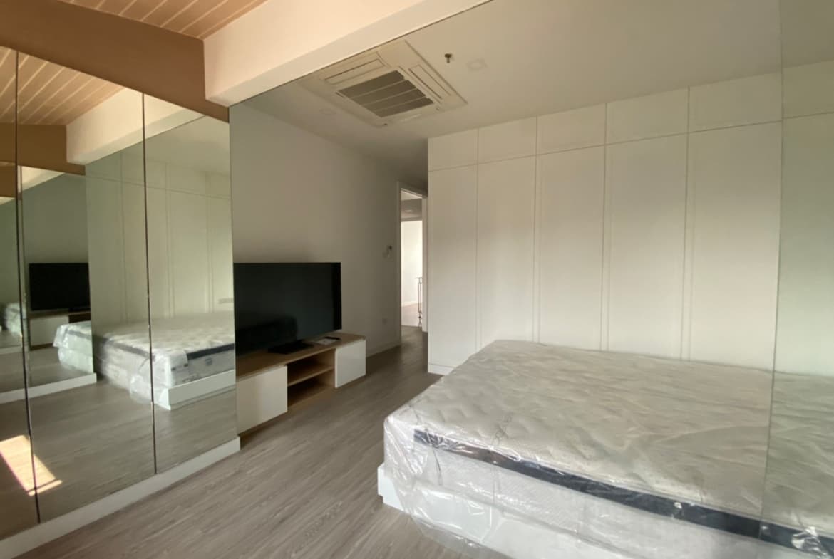 Moon Tower Thonglor