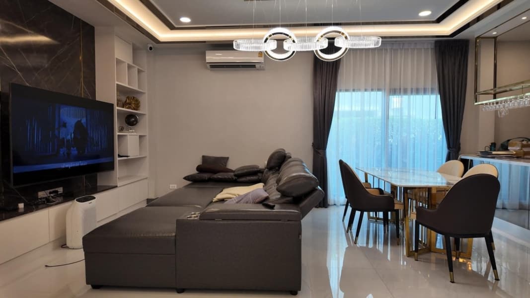 The City Bangna