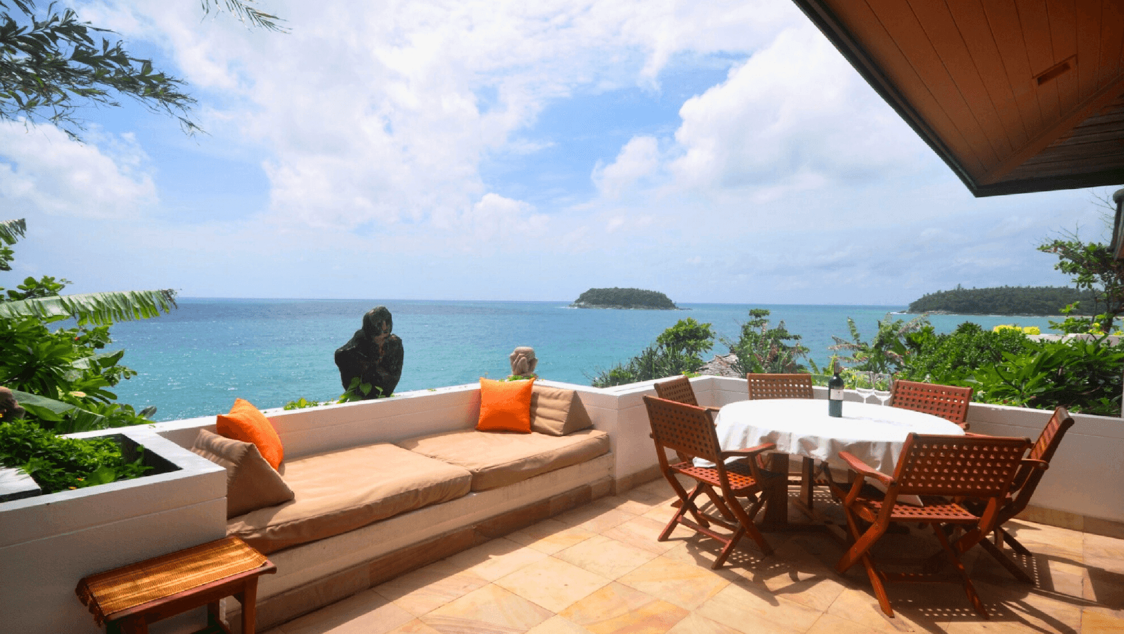 Baan Kata Villa – A Rare Oceanfront Opportunity in Kata