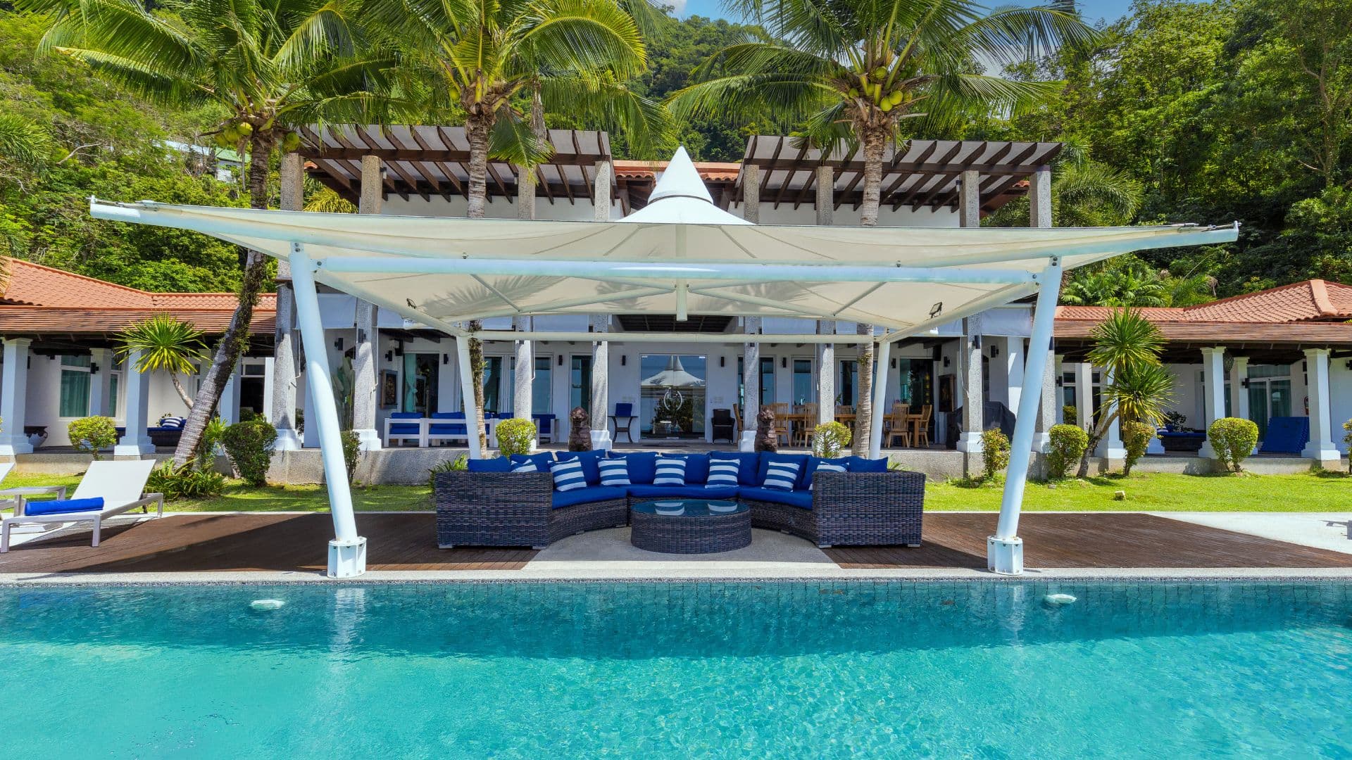 Villa Thai Sawan: A Luxurious Phuket Beachfront Villa