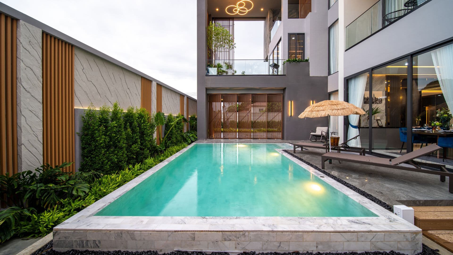 Thailand Slashes Property Fees to Boost Market