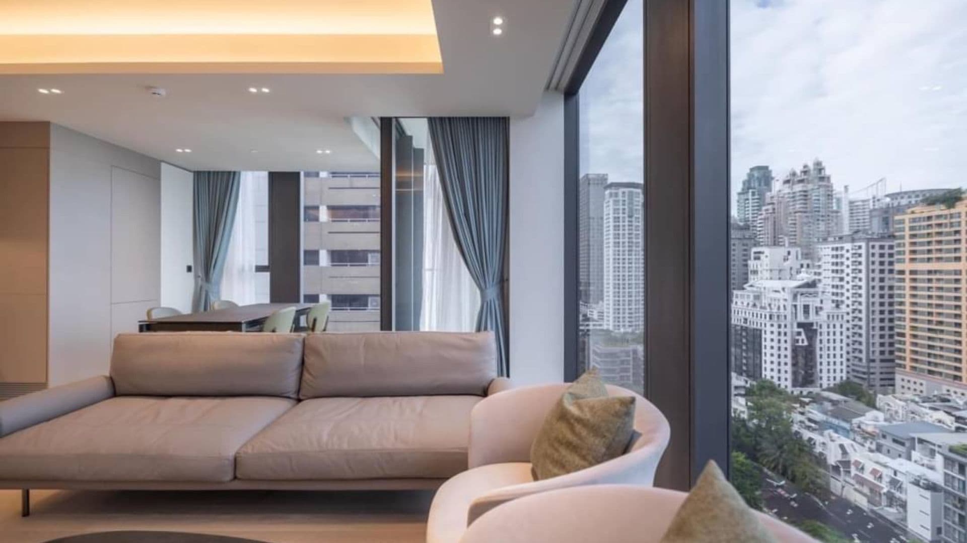 Tonson One - The Luxury You Deserve, Right in Lumpini