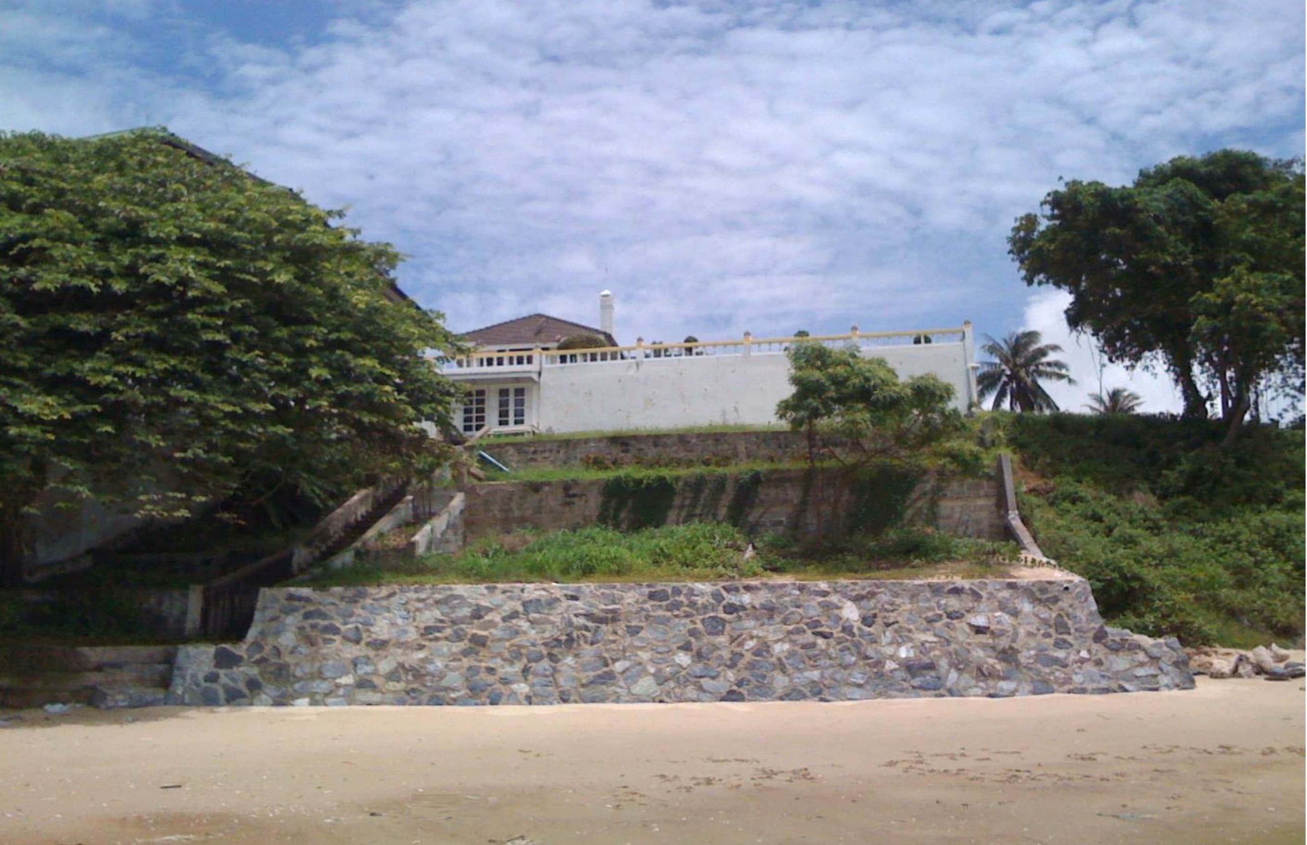 Land at Phala Beach (Rayong)