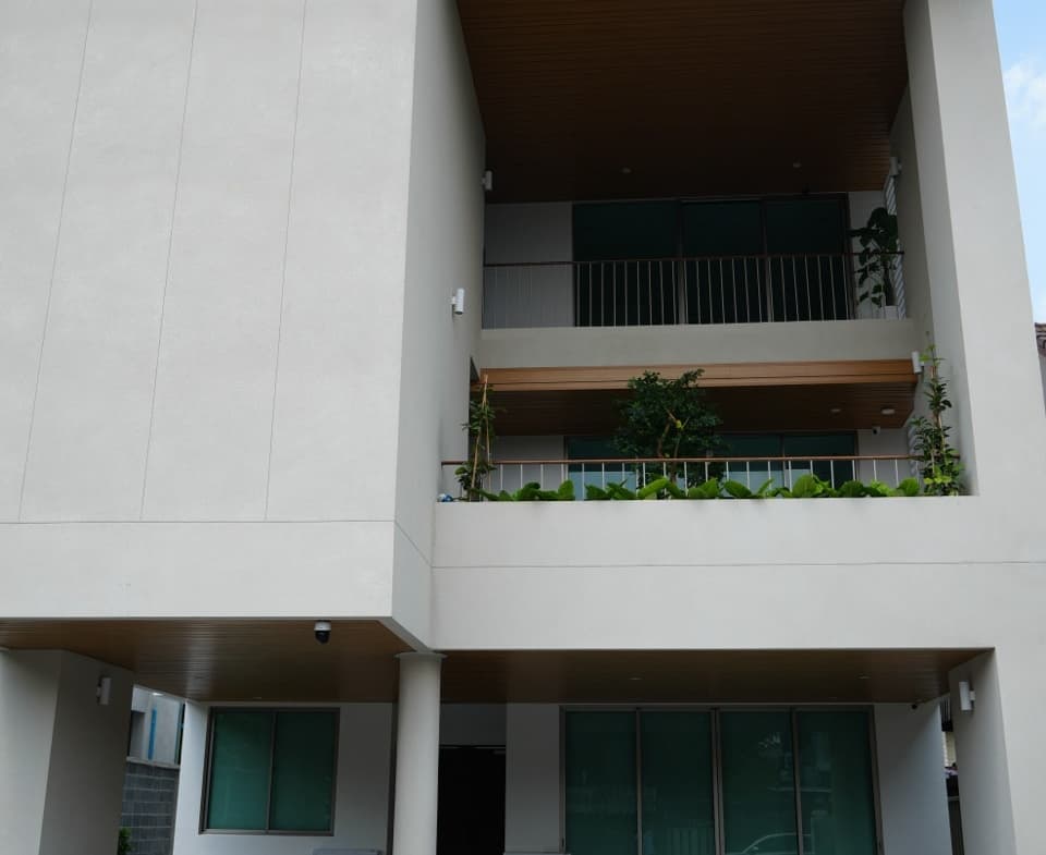 4-Storey Home Office in Sukhumvit 56